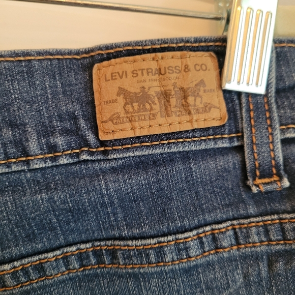 Womens Levi's Perfectly Slimming Boot Cut 512 Jeans Size 12M - Picture 3 of 7